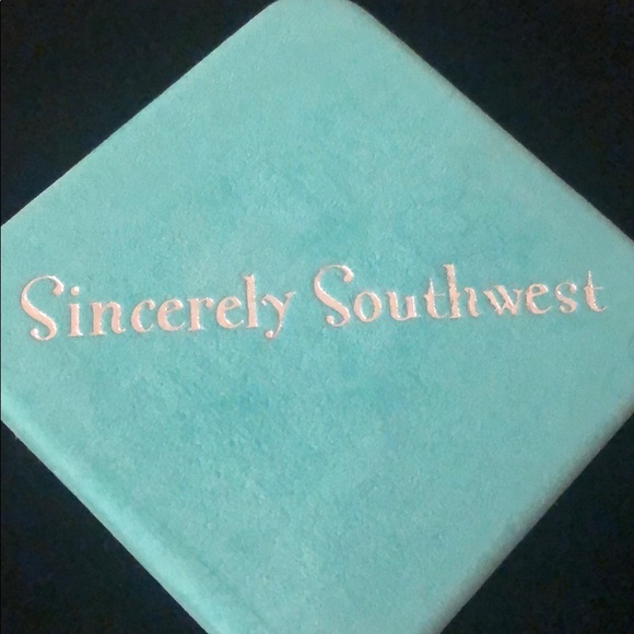 Simply Southwest Dangle Hoops - Picture 8 of 8